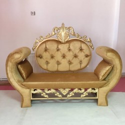 Sarı Kına Tahtı